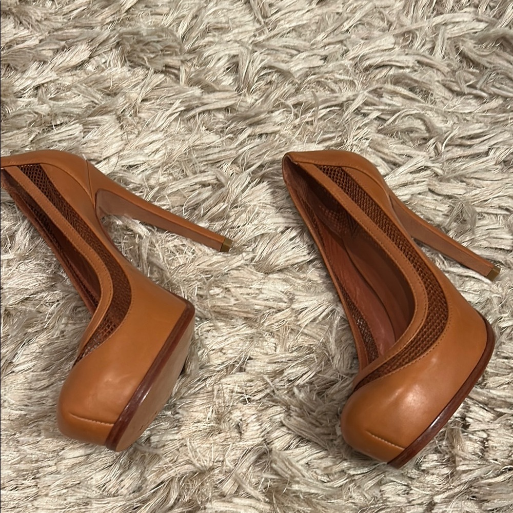 POUR LA VICTOIRE Brown Leather Women's Shoes NEVER WORN! - Picture 3 of 6